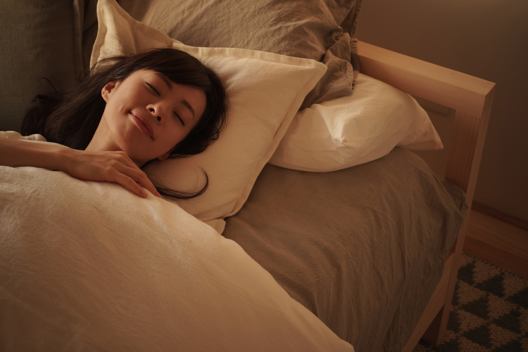 肌の糖化を防ぐポイントは、6時間以上の良質な睡眠をとること