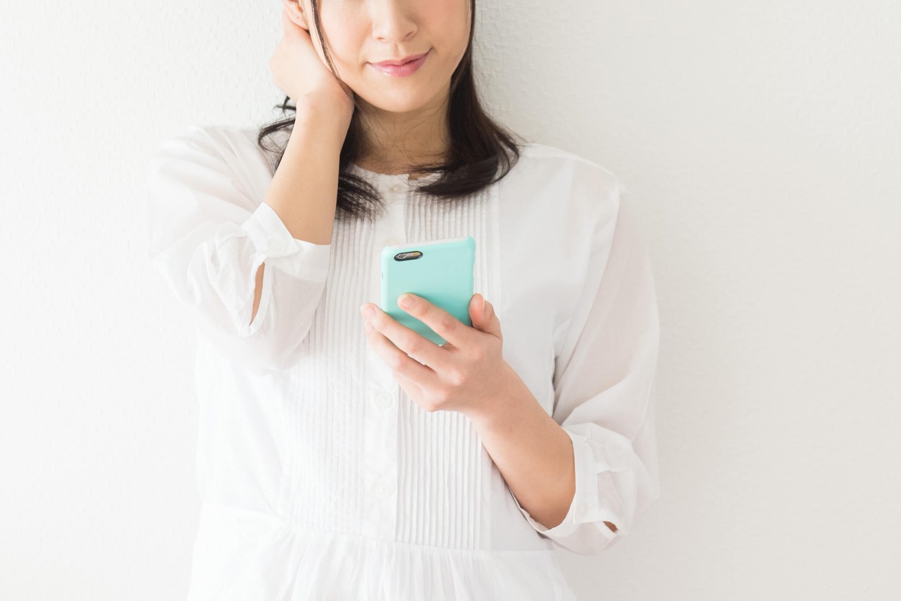 スマホ首│肩こり・腰痛・筋肉痛│トクホン│大正製薬